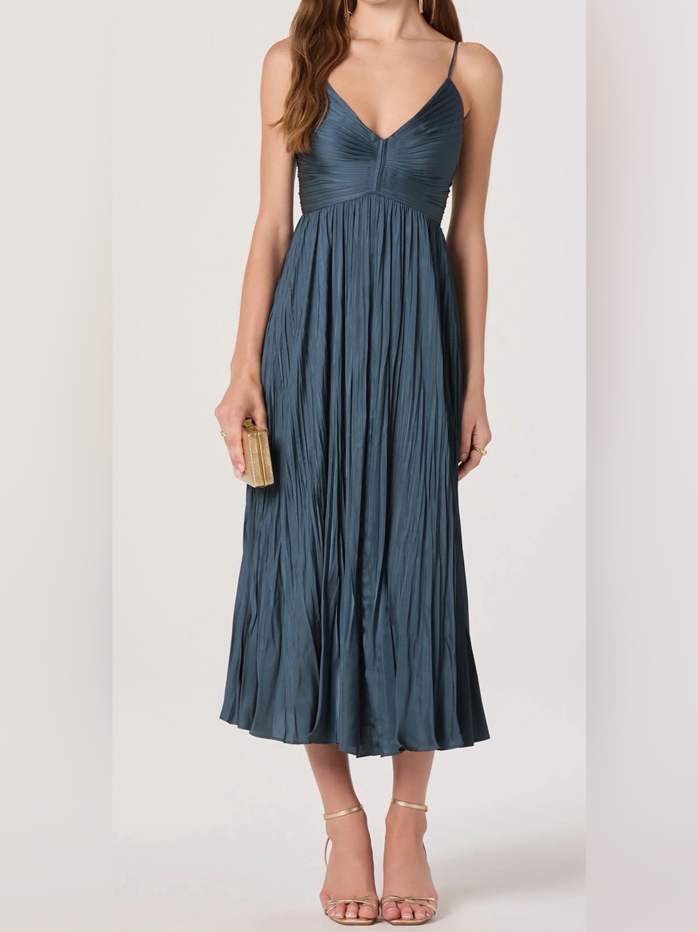ASTR Maeve Pleated Midi Dress